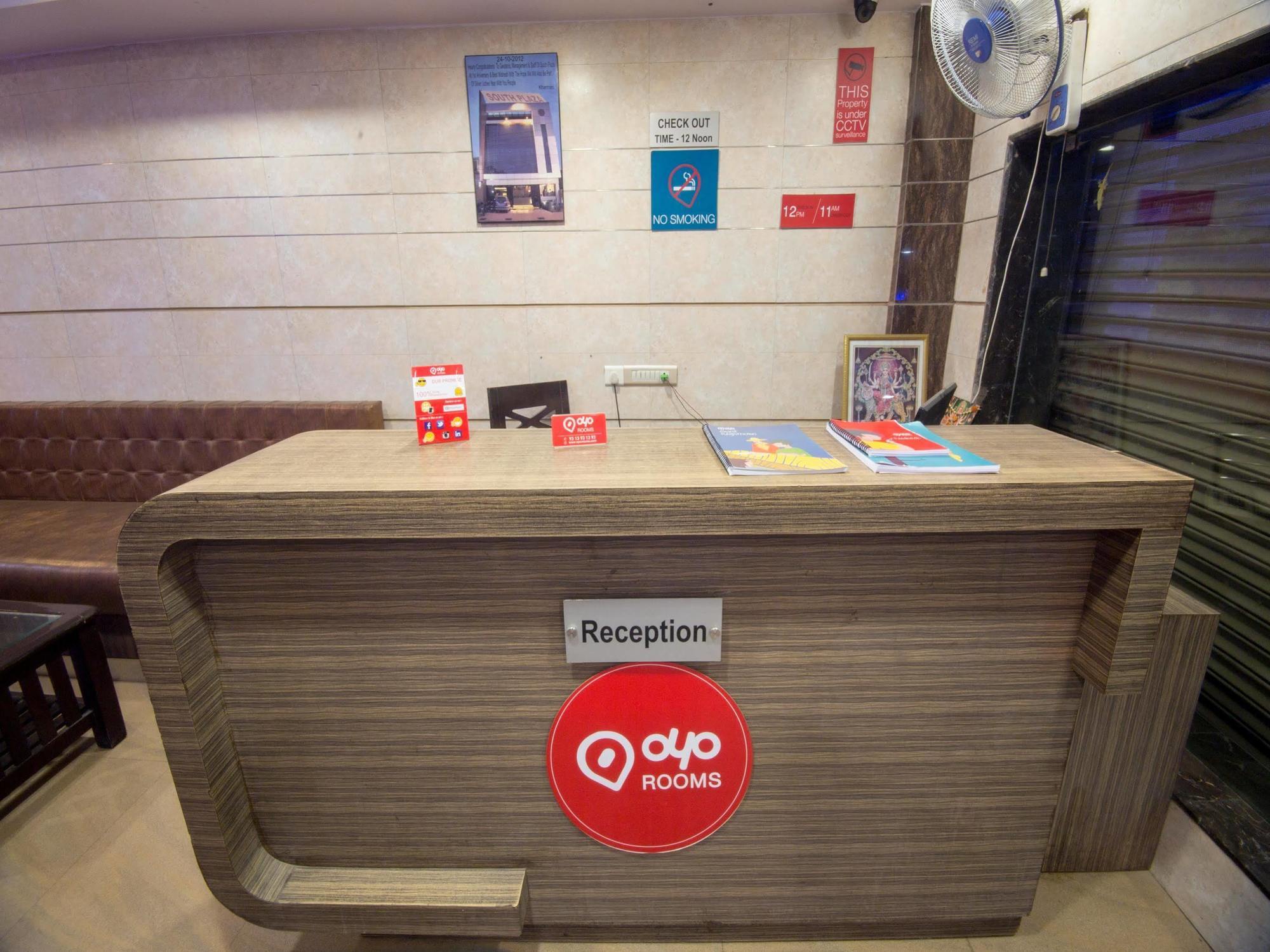 Oyo 1524 Hotel Vaani Continental Kanpur Bagian luar foto