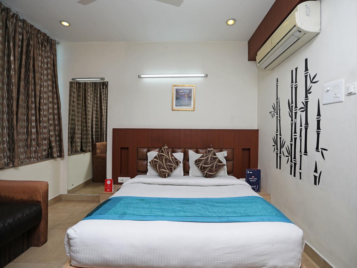 Oyo 1524 Hotel Vaani Continental Kanpur Bagian luar foto