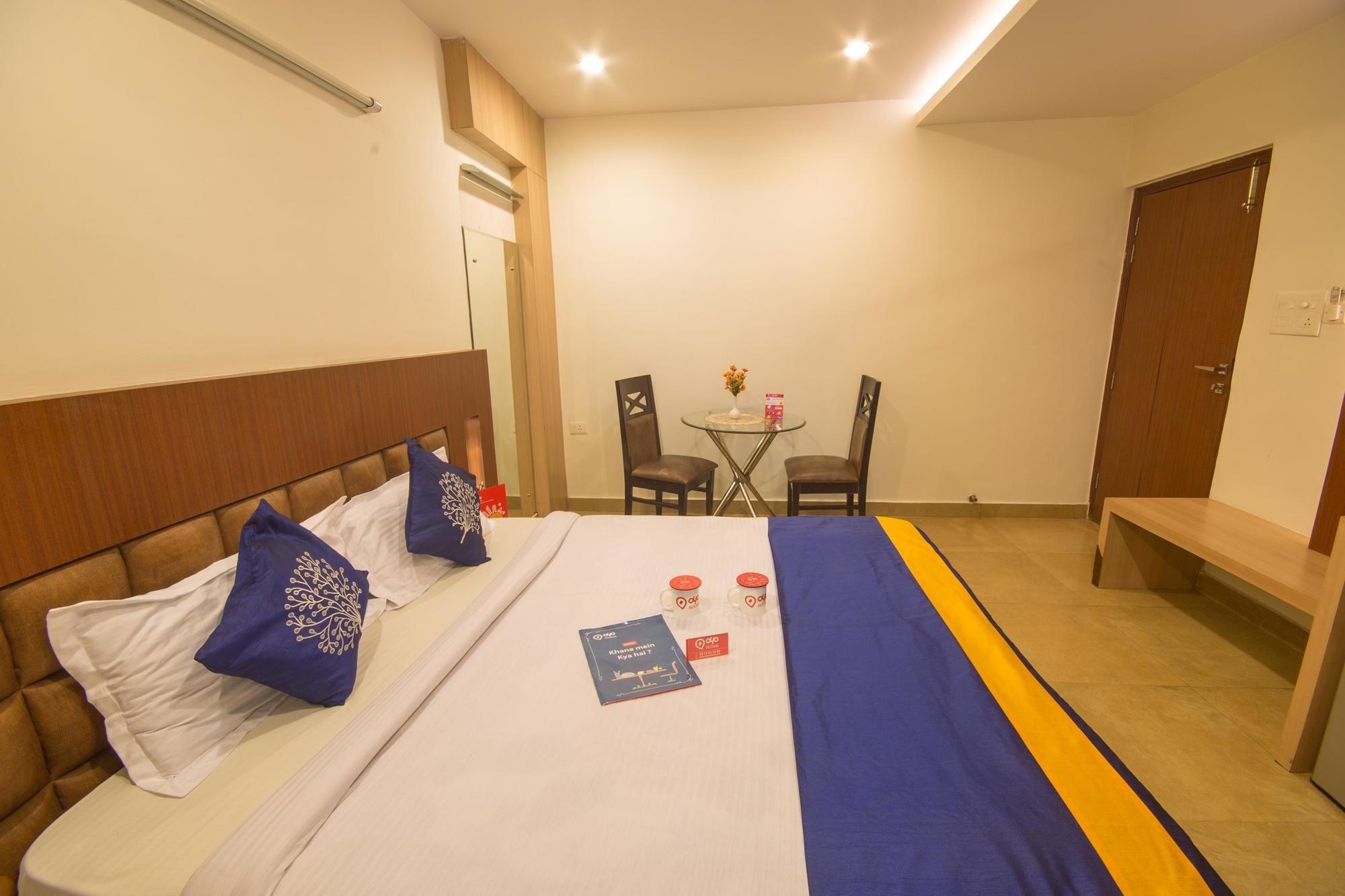 Oyo 1524 Hotel Vaani Continental Kanpur Bagian luar foto